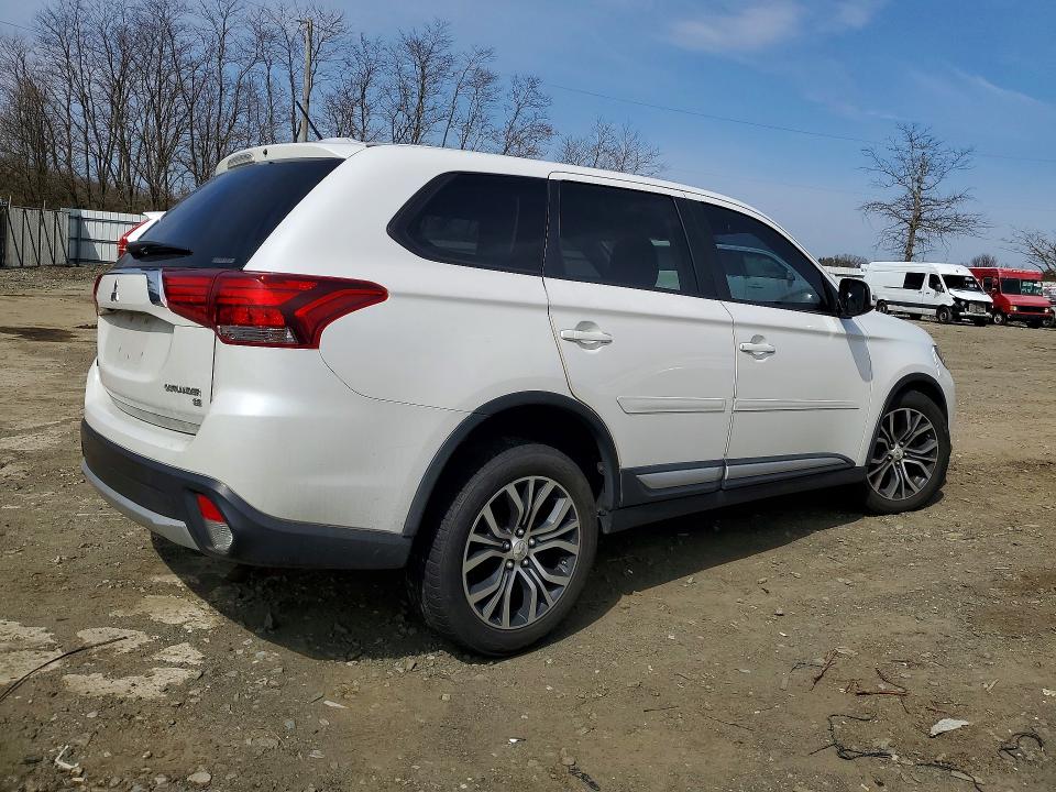 Продаж на аукціоні авто 2016 Mitsubishi Outlander, vin: JA4AZ3A39GZ002639, номер лоту: 47431586