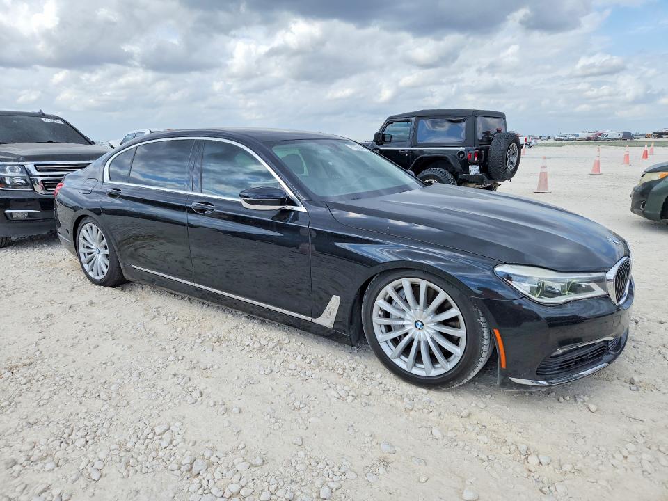 41959346 :رقم المزاد ، WBA7F0C51GGL99990 vin ، 2016 Bmw 750 مزاد بيع