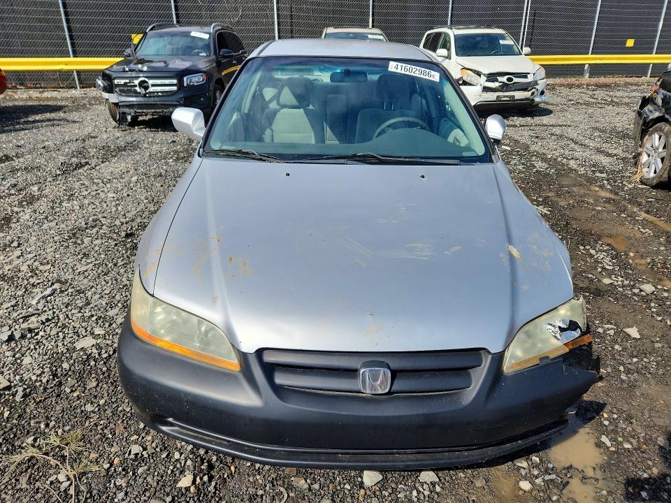 2001 Hond Accord მანქანა იყიდება აუქციონზე, vin: 1HGCG65571A083195, აუქციონის ნომერი: 41602986