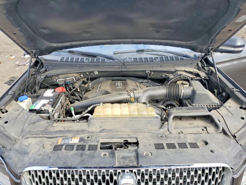 52972776 :رقم المزاد ، 5LMJJ2LT4JEL19370 vin ، 2018 Lincoln Navigator مزاد بيع