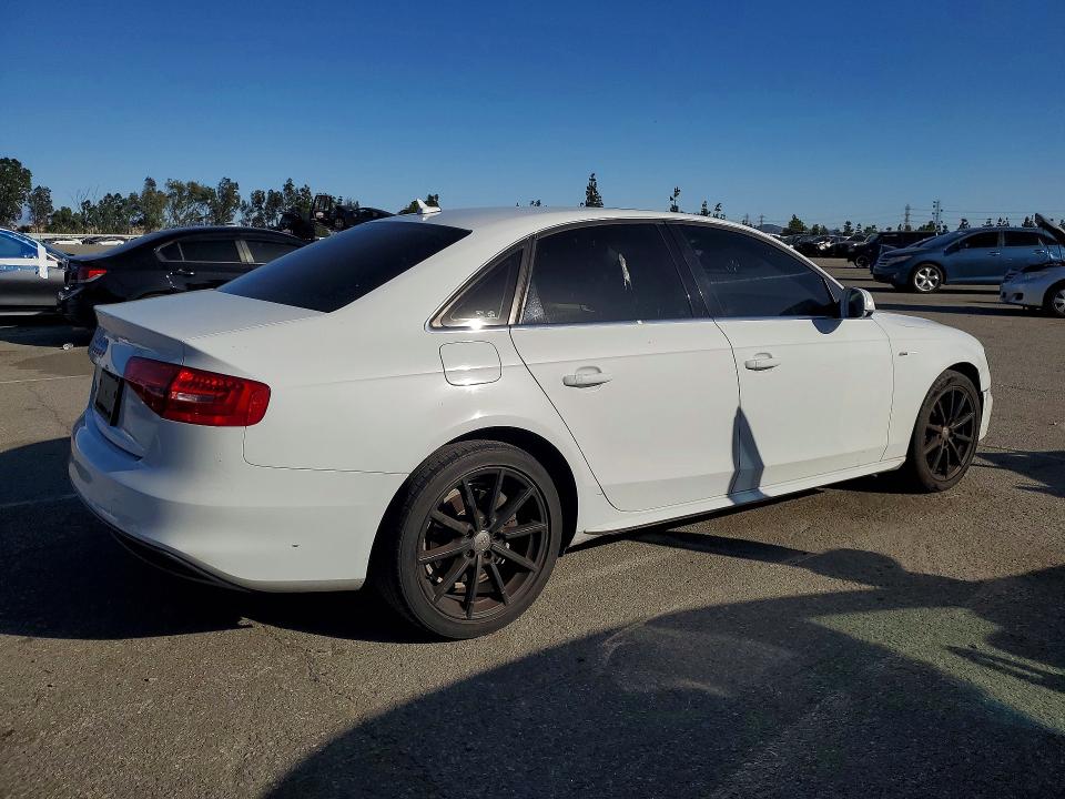 2015 Audi A4 მანქანა იყიდება აუქციონზე, vin: WAUAFAFL2FN016235, აუქციონის ნომერი: 79889545