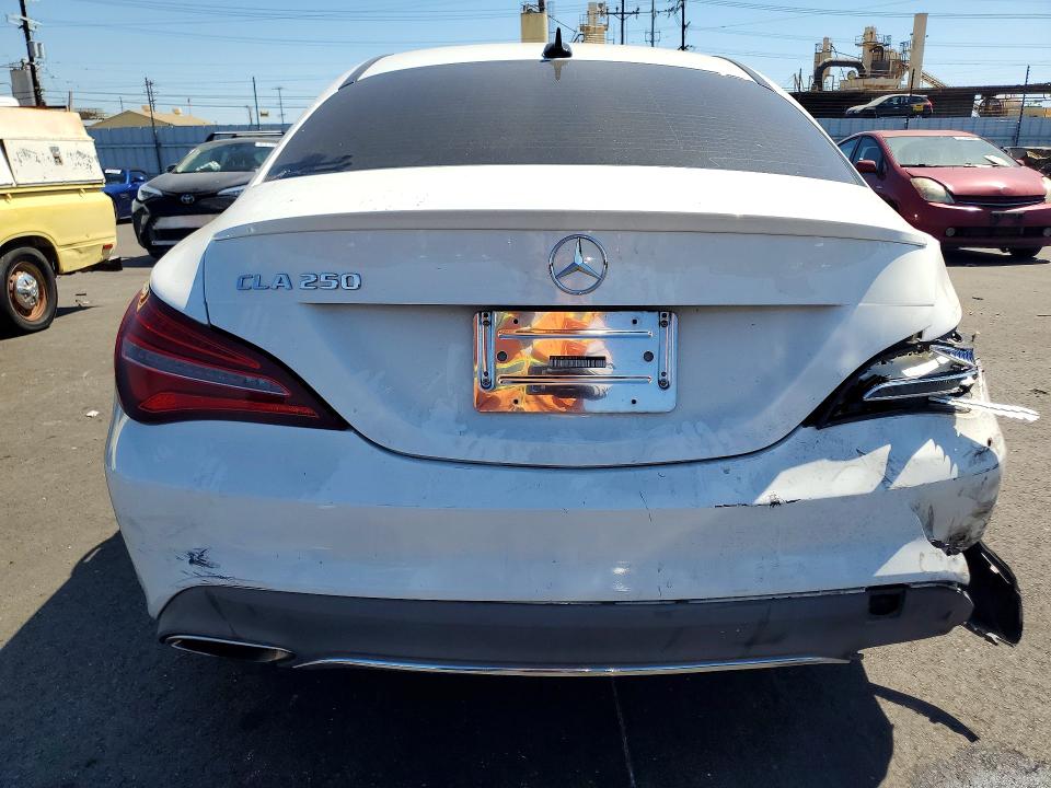 Продажа на аукционе авто 2019 Mercedes-benz Cla, vin: WDDSJ4EB0KN745754, номер лота: 47026916