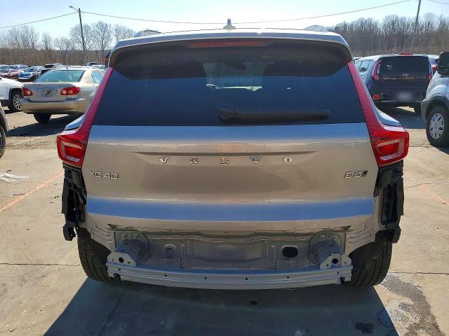 79114735 :رقم المزاد ، YV4L12UC4S2514254 vin ، 2025 Volvo Xc40 مزاد بيع