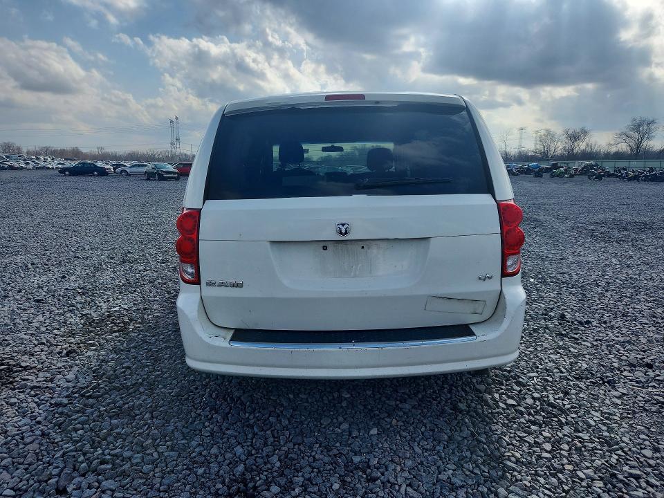 45784776 :رقم المزاد ، 2C4JRGAG9DR504962 vin ، 2013 Ram Tradesman مزاد بيع