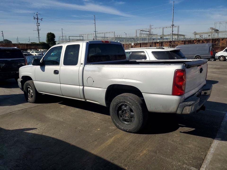 Продажа на аукционе авто 2003 Chevrolet Silverado, vin: 1GCEK19T93E295495, номер лота: 46138126