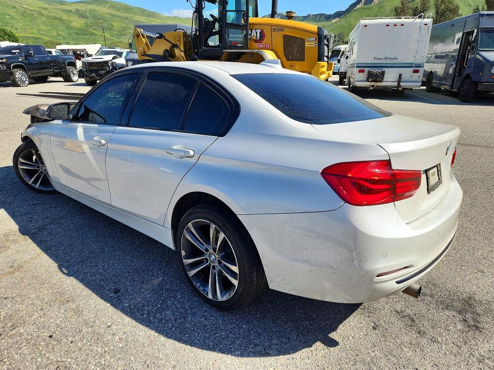 Продажа на аукционе авто 2016 Bmw 328, vin: WBA8E9G54GNT84367, номер лота: 45662186