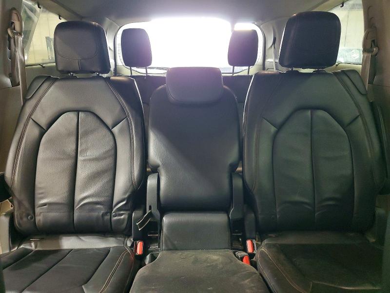 47832646 :رقم المزاد ، 2C4RC1BG4HR670635 vin ، 2017 Chrysler Pacifica مزاد بيع