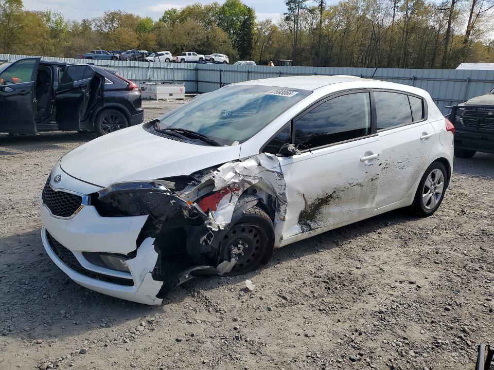 Продажа на аукционе авто 2016 Kia Forte, vin: KNAFK5A80G5584898, номер лота: 47693066