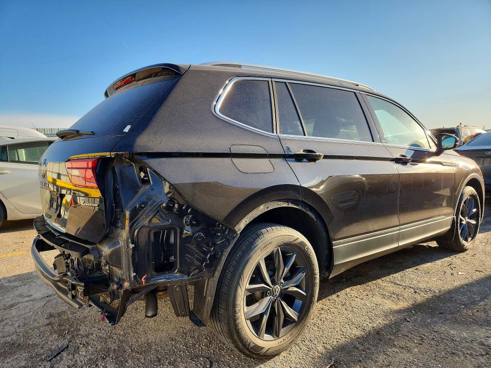 Продажа на аукционе авто 2022 Volkswagen Tiguan, vin: 3VV2B7AX8NM089233, номер лота: 46876726