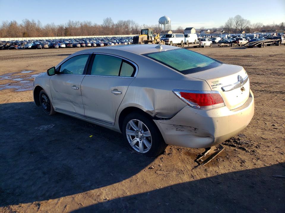 41757206 :رقم المزاد ، 1G4GD5GDXBF386057 vin ، 2011 Buick Lacrosse مزاد بيع
