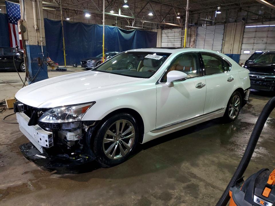 41733306 :رقم المزاد ، JTHCL5EF6G5026869 vin ، 2016 Lexus Ls 460 مزاد بيع