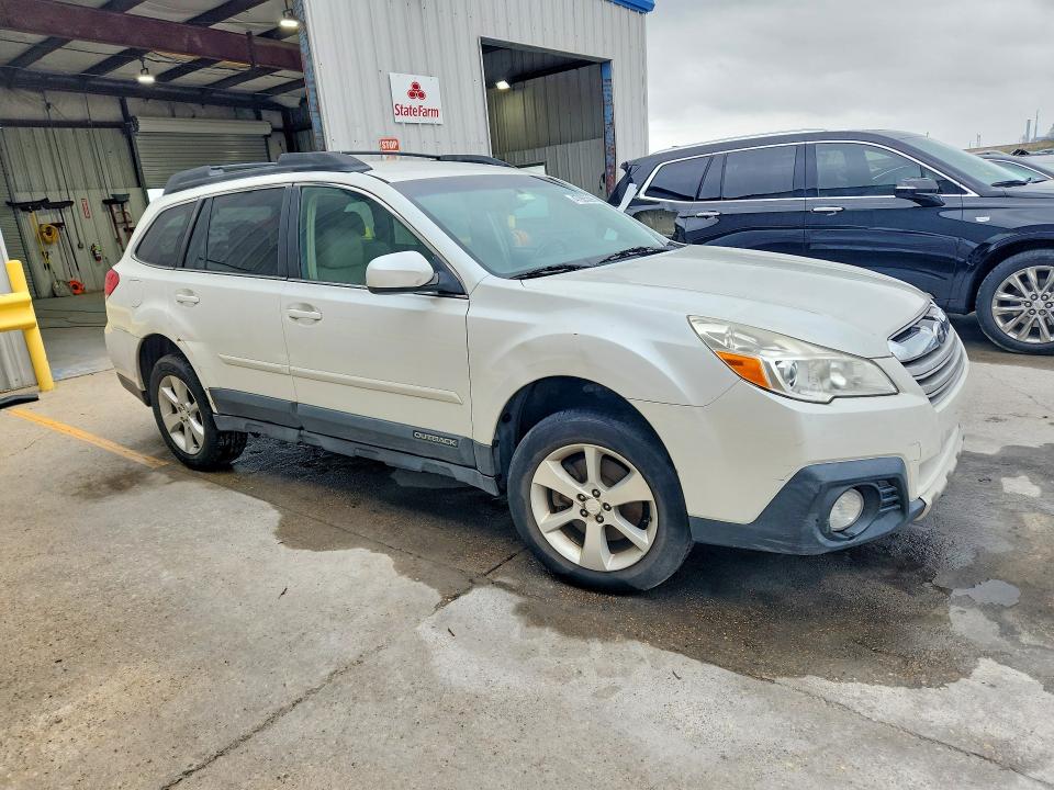 47985396 :رقم المزاد ، 4S4BRDJC9D2210892 vin ، 2013 Subaru Outback مزاد بيع