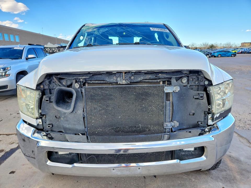 47133896 :رقم المزاد ، 3C6UR5DL3DG554280 vin ، 2013 Ram 2500 مزاد بيع