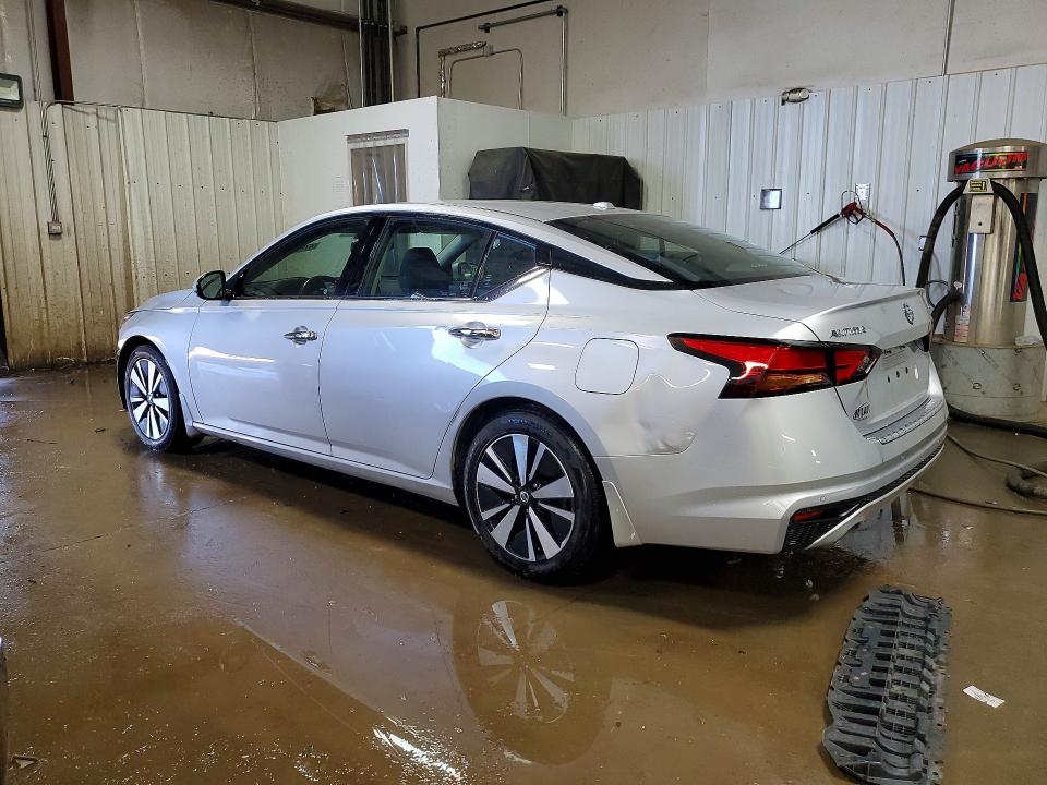 2019 Nissan Altima მანქანა იყიდება აუქციონზე, vin: 1N4BL4EV6KC256937, აუქციონის ნომერი: 47827206