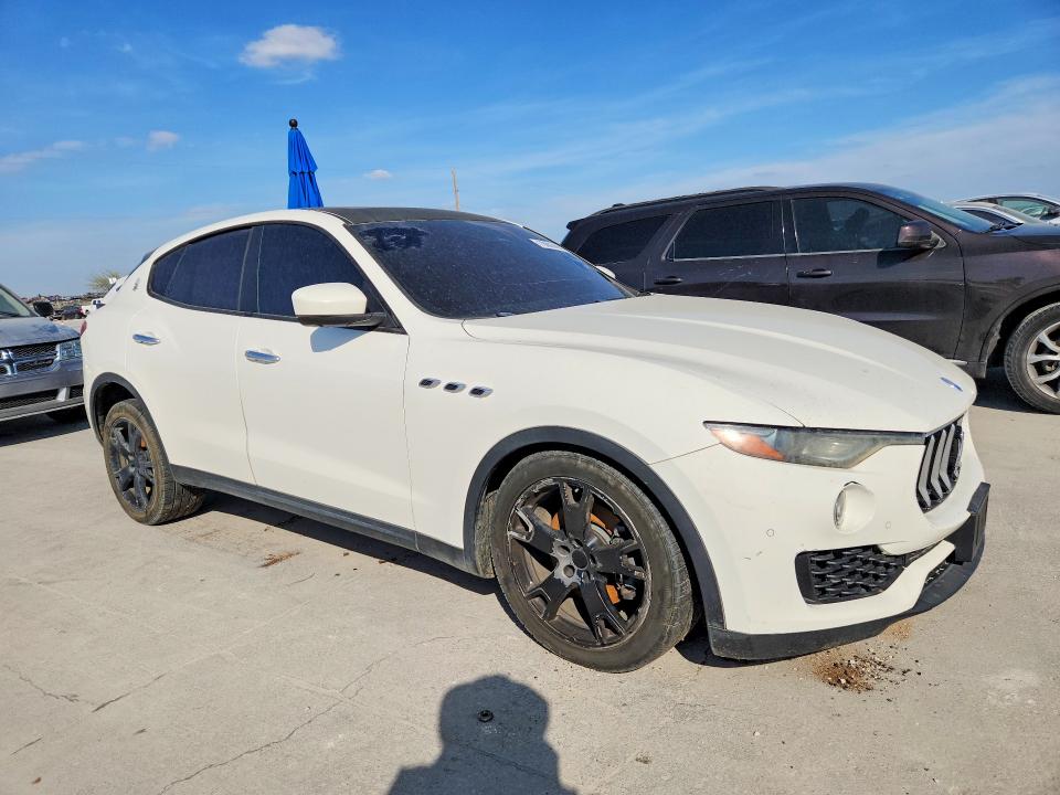 2018 Maserati Levante მანქანა იყიდება აუქციონზე, vin: ZN661XUAXJX278981, აუქციონის ნომერი: 79843455