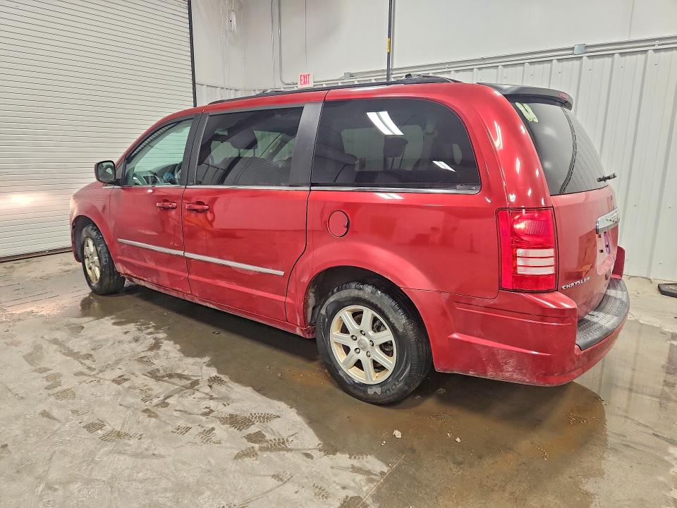 41649596 :رقم المزاد ، 2A4RR5D1XAR204240 vin ، 2010 Chrysler Town & Country مزاد بيع