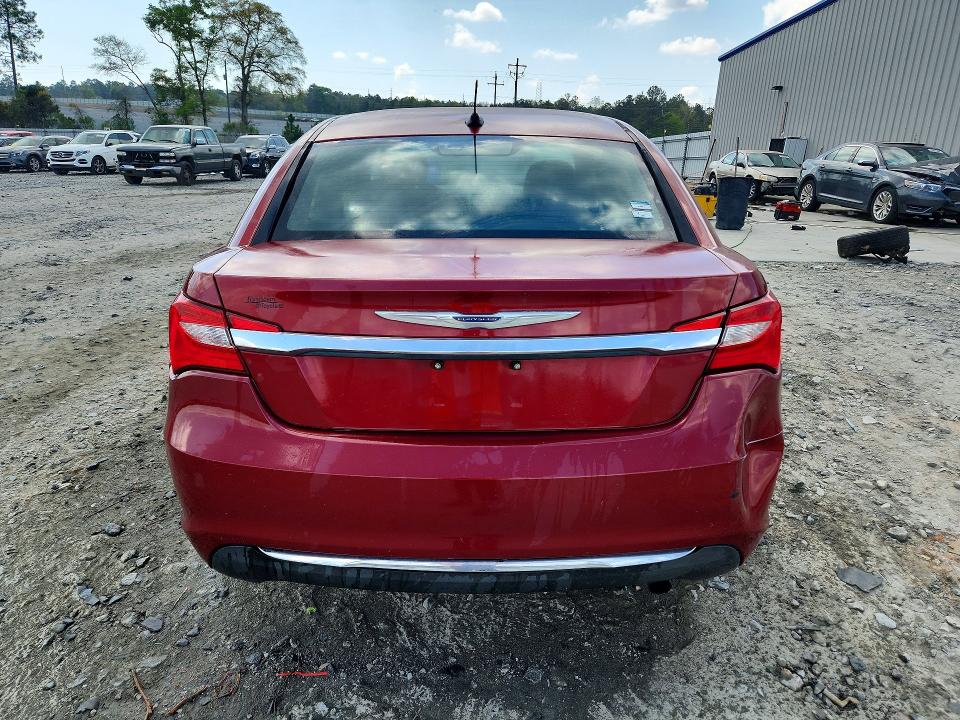 47870496 :رقم المزاد ، 1C3CCBAB4DN624039 vin ، 2013 Chrysler 200 مزاد بيع