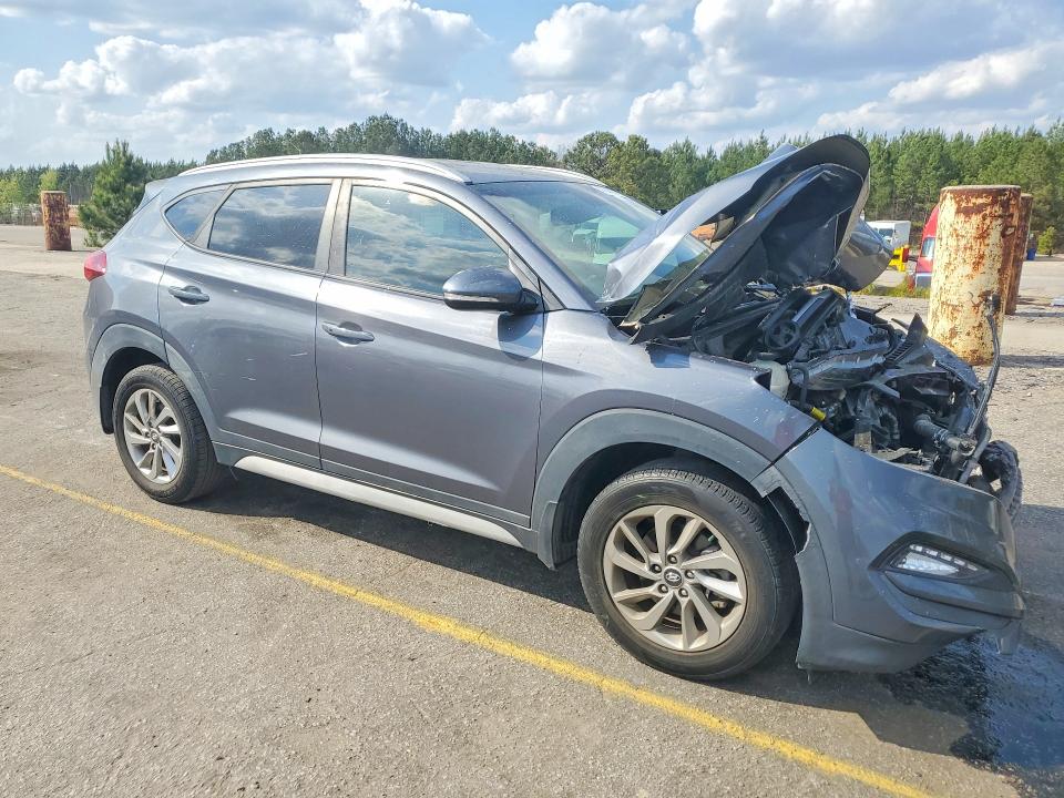 Продажа на аукционе авто 2018 Hyundai Tucson, vin: KM8J33A49JU800834, номер лота: 47748976