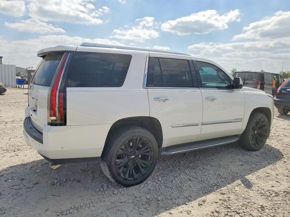 47931846 :رقم المزاد ، 1GYS3BKJ8JR214016 vin ، 2018 Cadillac Escalade مزاد بيع
