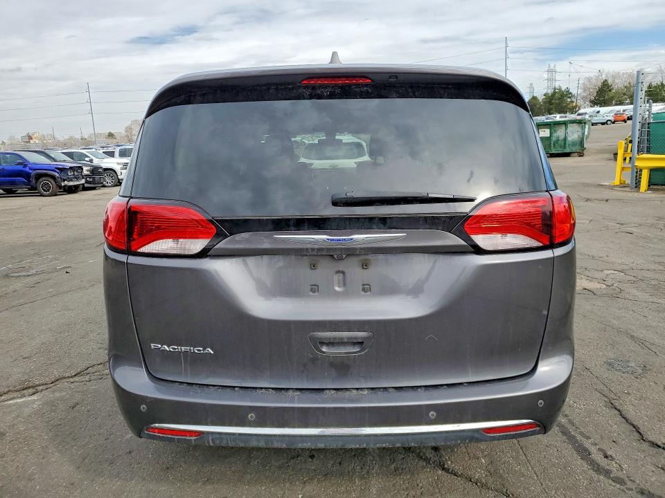 Продажа на аукционе авто 2018 Chrysler Pacifica, vin: 2C4RC1EG2JR212707, номер лота: 45642126