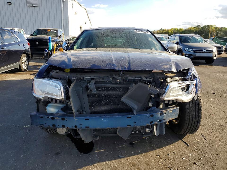 41955936 :رقم المزاد ، 2C3CCAAG3DH577634 vin ، 2013 Chrysler 300 مزاد بيع