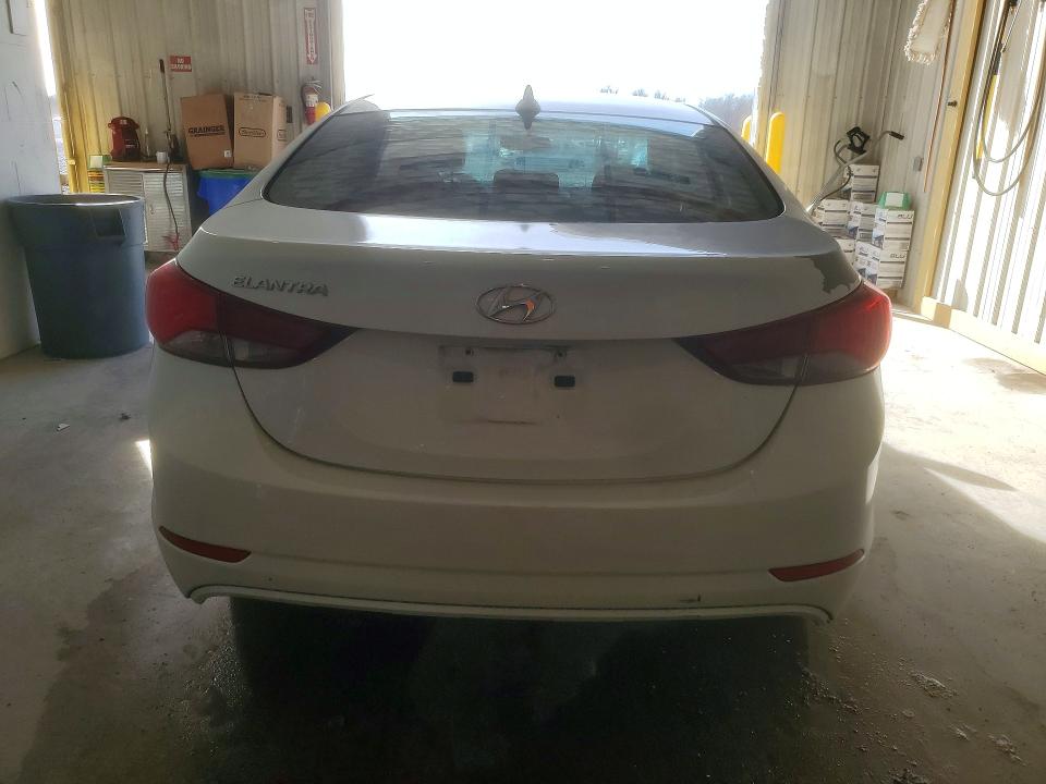 2015 Hyundai Elantra მანქანა იყიდება აუქციონზე, vin: 5NPDH4AE9FH575298, აუქციონის ნომერი: 46569066