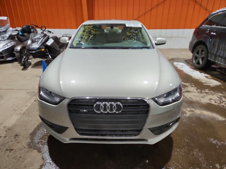 2013 Audi A4 მანქანა იყიდება აუქციონზე, vin: WAUFFCFL5DN030130, აუქციონის ნომერი: 46319046