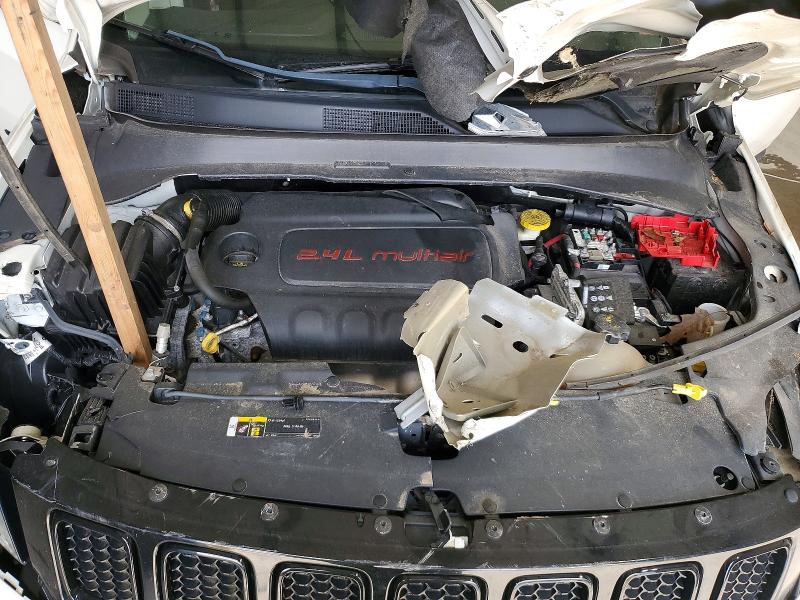 47705136 :رقم المزاد ، 3C4NJDAB3KT847028 vin ، 2019 Jeep Compass مزاد بيع