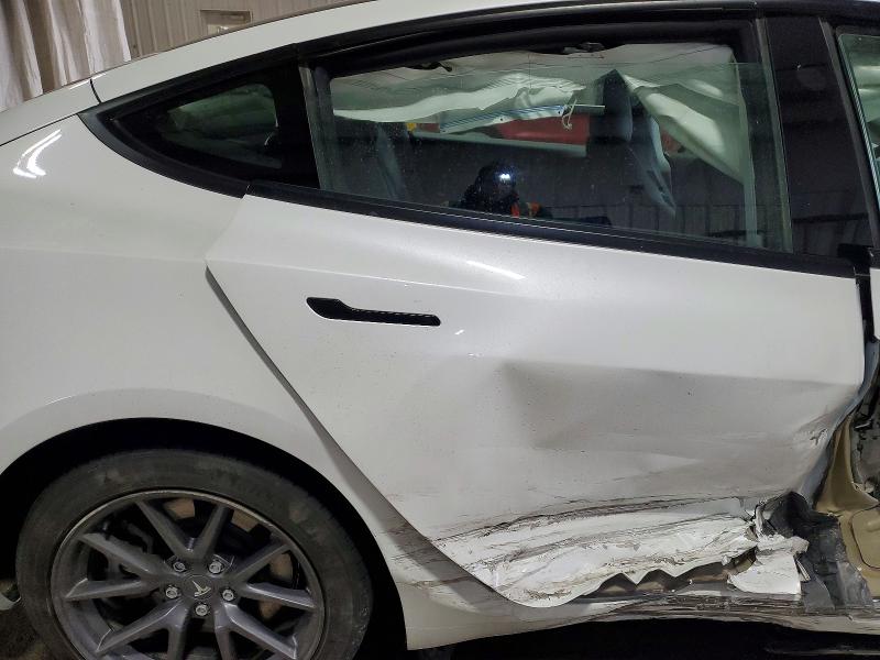 45519556 :رقم المزاد ، 5YJ3E1EB1NF334884 vin ، 2022 Tesla Model 3 مزاد بيع
