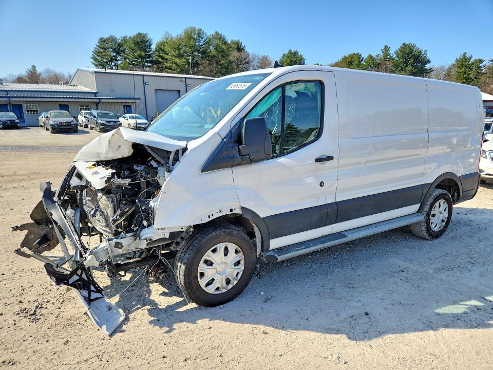45867516 :رقم المزاد ، 1FTBR1Y86NKA38620 vin ، 2022 Ford Transit مزاد بيع