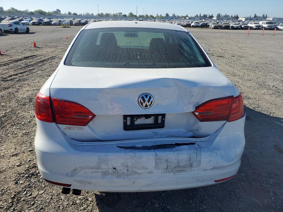 46322336 :رقم المزاد ، 3VW2K7AJ4EM334990 vin ، 2014 Volkswagen Jetta مزاد بيع