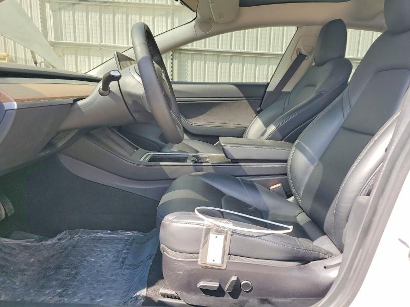 47206386 :رقم المزاد ، 5YJ3E1EB2MF879586 vin ، 2021 Tesla Model 3 مزاد بيع