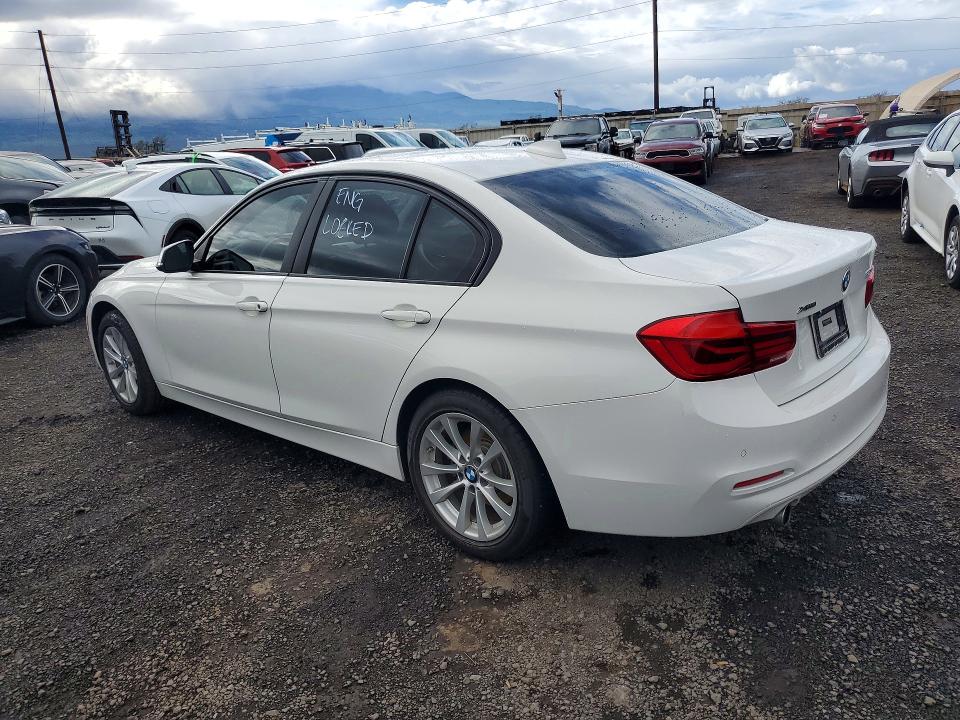 2017 Bmw 320 მანქანა იყიდება აუქციონზე, vin: WBA8A9C56HK619873, აუქციონის ნომერი: 41626606