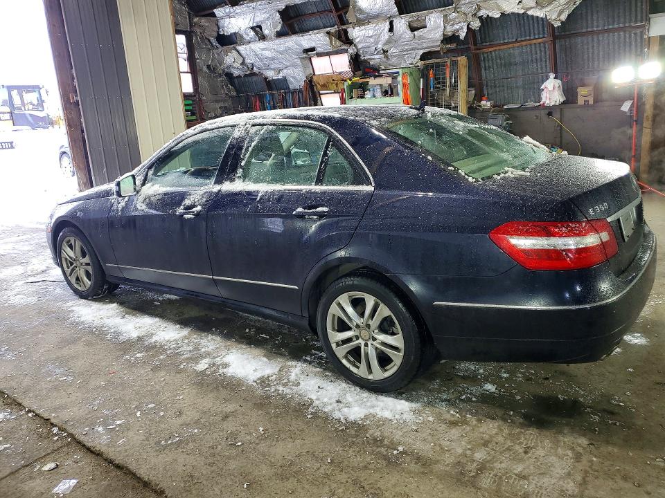 77543265 :رقم المزاد ، WDDHF8HB5AA230396 vin ، 2010 Mercedes-benz E مزاد بيع