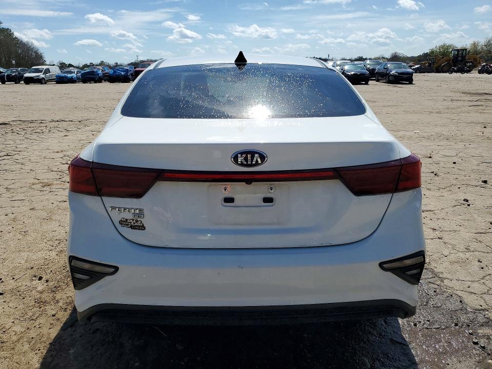 45591426 :رقم المزاد ، 3KPF24AD6LE141812 vin ، 2020 Kia Forte مزاد بيع