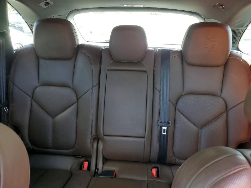 46027586 :رقم المزاد ، WP1AA2A23HKA84388 vin ، 2017 Porsche Cayenne مزاد بيع