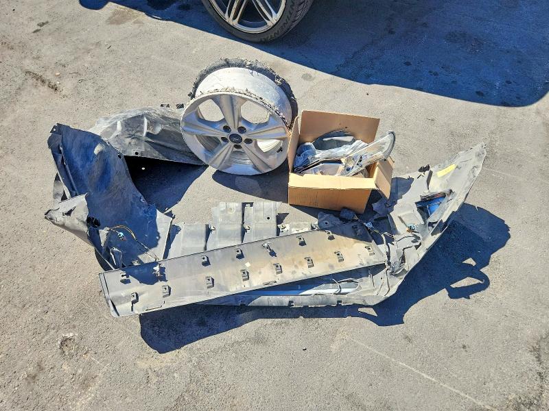 Продаж на аукціоні авто 2014 Ford Escape, vin: 1FMCU0GX0EUB76840, номер лоту: 46551436