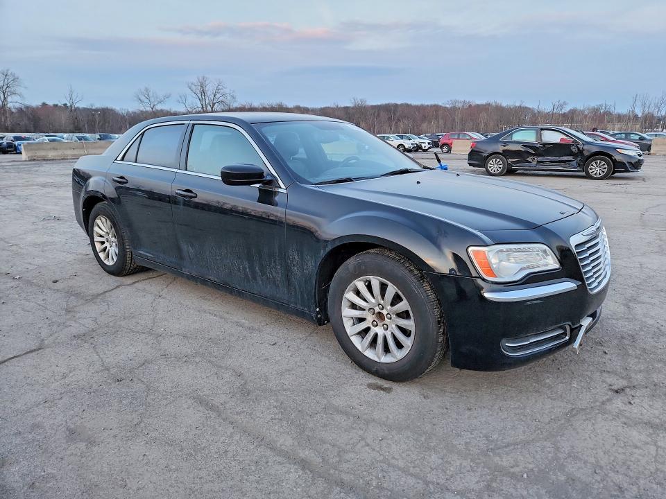 47496086 :رقم المزاد ، 2C3CCAAG2CH117007 vin ، 2012 Chrysler 300 مزاد بيع
