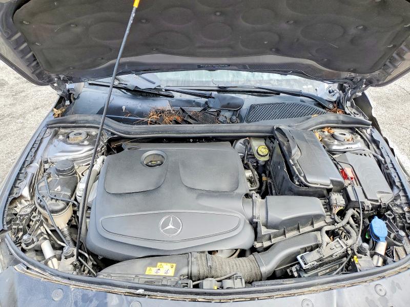 79670025 :رقم المزاد ، WDDSJ4EB7JN613105 vin ، 2018 Mercedes-benz Cla مزاد بيع