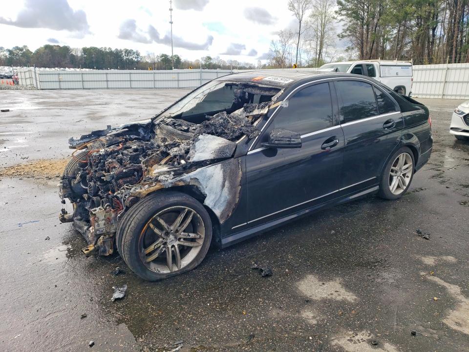 2013 Mercedes-benz C მანქანა იყიდება აუქციონზე, vin: WDDGF8AB3DR248648, აუქციონის ნომერი: 45967916