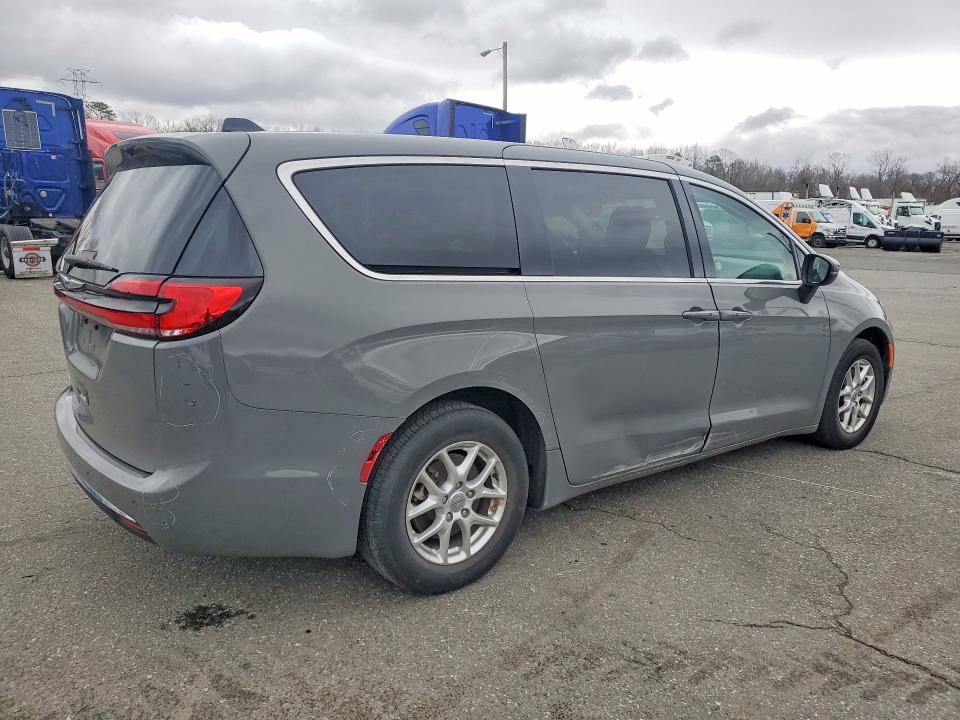 Продаж на аукціоні авто 2023 Chrysler Pacifica, vin: 2C4RC1BG1PR585976, номер лоту: 45940766