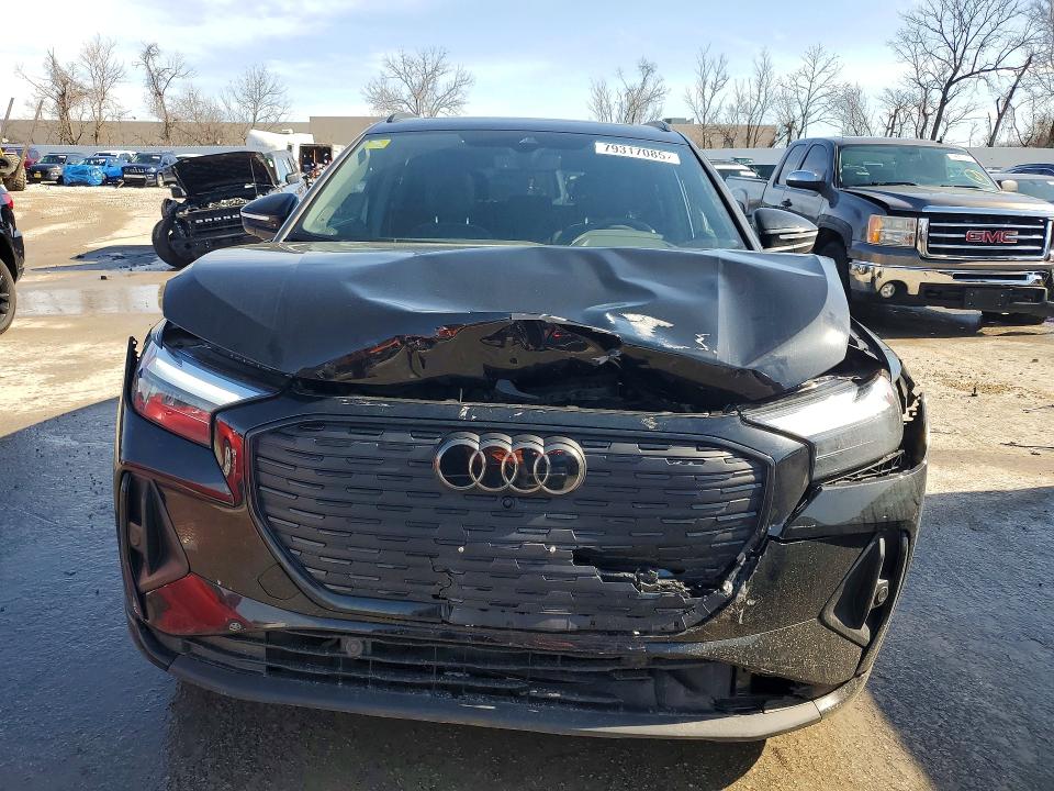 2024 Audi Q4 E-tron მანქანა იყიდება აუქციონზე, vin: WA1LUBFZ8RP041333, აუქციონის ნომერი: 79317085