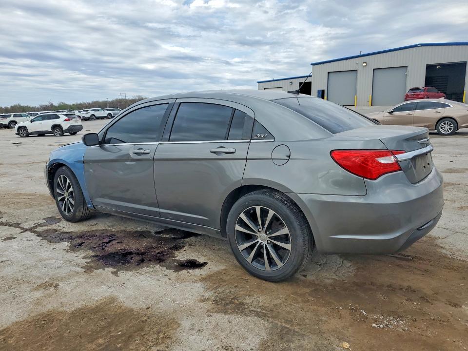 79040515 :رقم المزاد ، 1C3CCBBBXDN501229 vin ، 2013 Chrysler 200 مزاد بيع