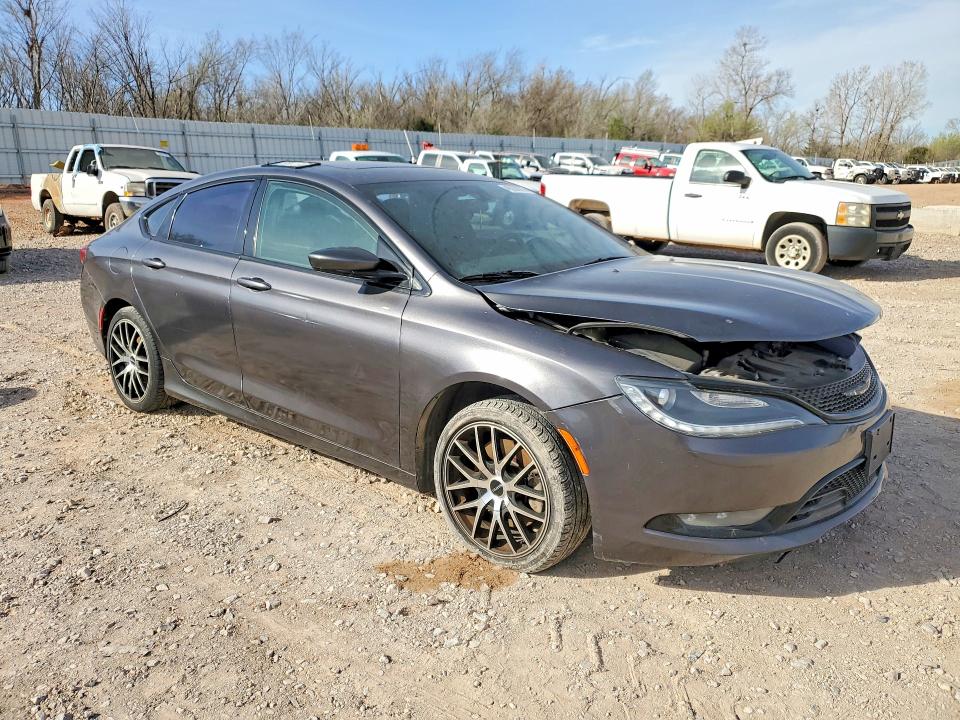 46200676 :رقم المزاد ، 1C3CCCBB0FN538461 vin ، 2015 Chrysler 200 مزاد بيع