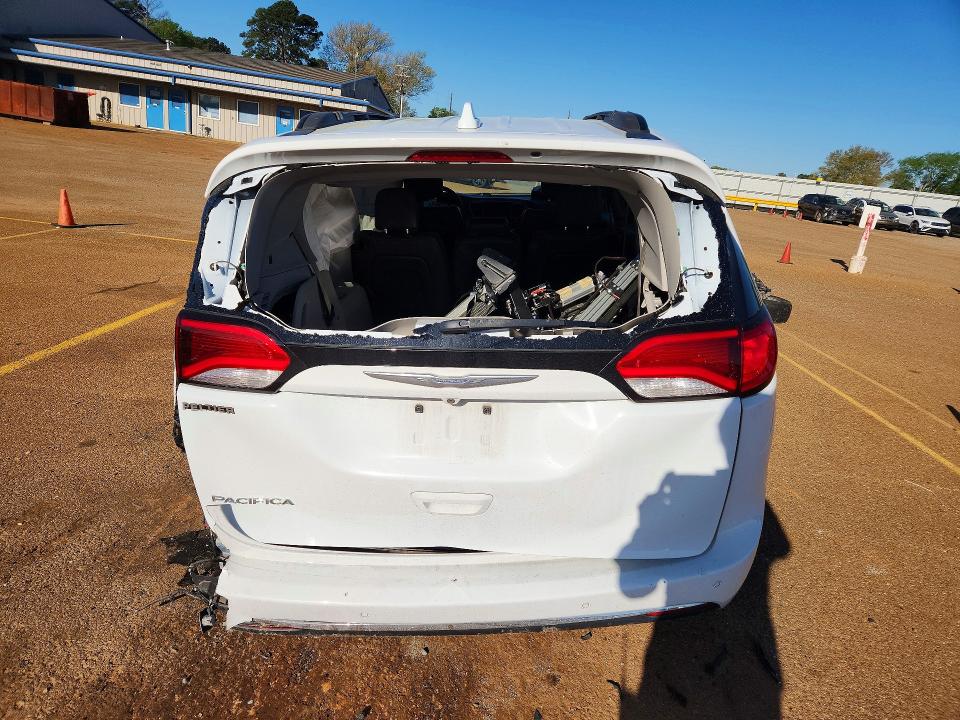 Продажа на аукционе авто 2017 Chrysler Pacifica, vin: 2C4RC1BG5HR816220, номер лота: 45925556