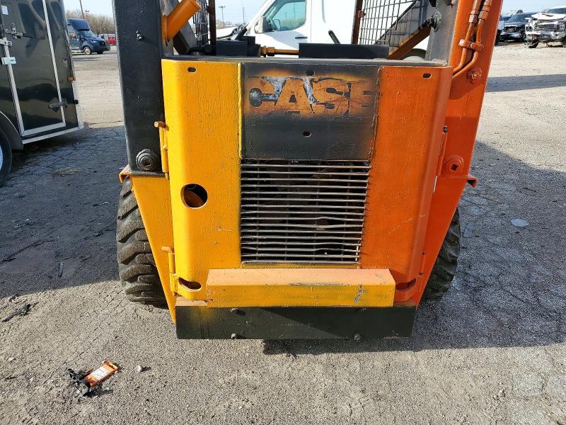 46553376 :رقم المزاد ، 9844525 vin ، 1980 Case 1830 مزاد بيع