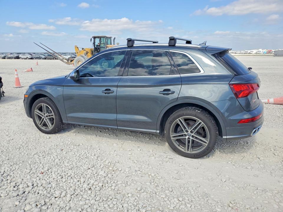 Продажа на аукционе авто 2018 Audi Sq5, vin: WA1A4AFY7J2045349, номер лота: 77942435