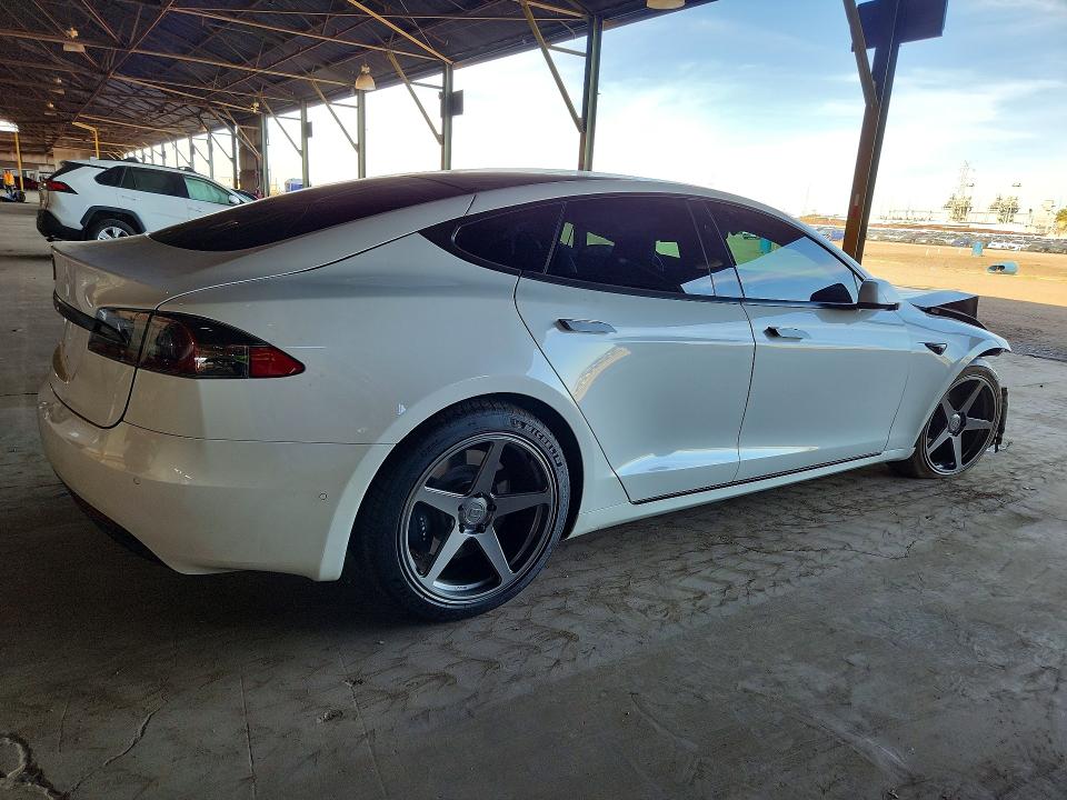 Auction sale of the 2021 Tesla Model S, vin: 5YJSA1E21MF419083, lot number: 47249926