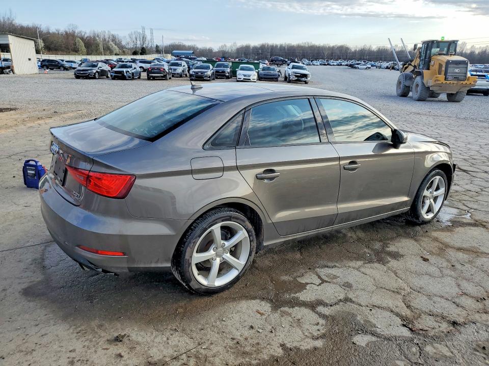 Продажа на аукционе авто 2015 Audi A3, vin: WAUBFGFF8F1054111, номер лота: 78982635