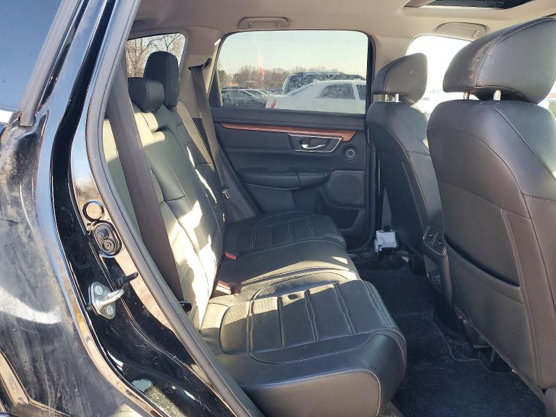 47154266 :رقم المزاد ، 2HKRW2H98HH602373 vin ، 2017 Honda Cr-v مزاد بيع